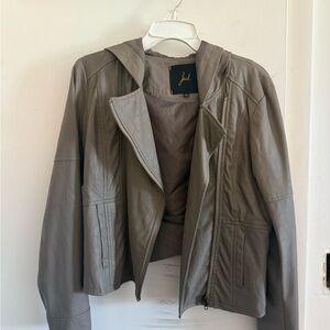 Jack by BB Dakota Black Label with Gold Script